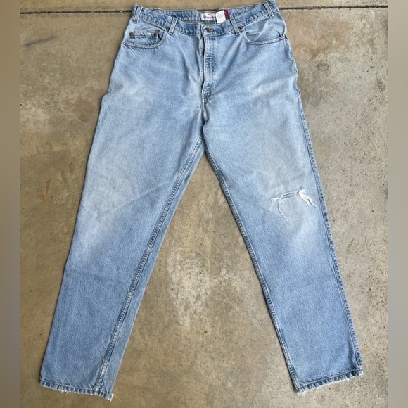 Vintage 90s 00s Levi’s 545 Brown Tab Jeans 40x36 loose fit light wash - Picture 1 of 7